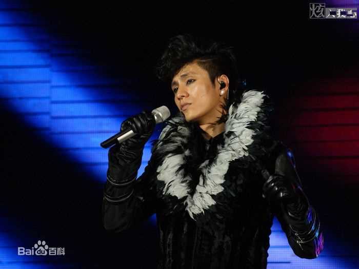 最全陈坤(Chen Kun / Aloys Chen)在《谜ME》生日演唱会中的壁纸