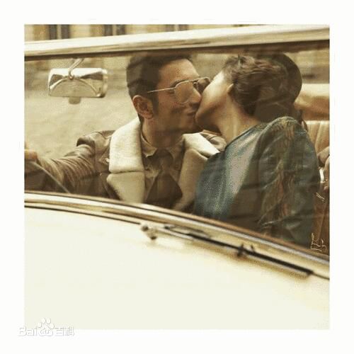 杨颖(Angelababy)婚纱照前后照片