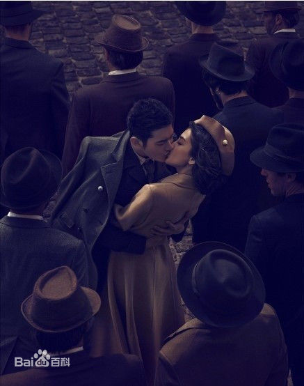 杨颖(Angelababy)婚纱照前后照片