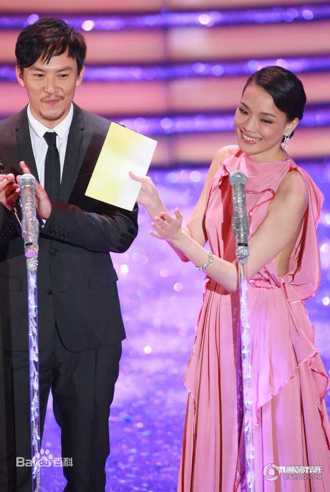 舒淇(Hsu Chi、Shu Qi、Hsu Kei)2010年香港金像奖颁奖典礼性感图片图集