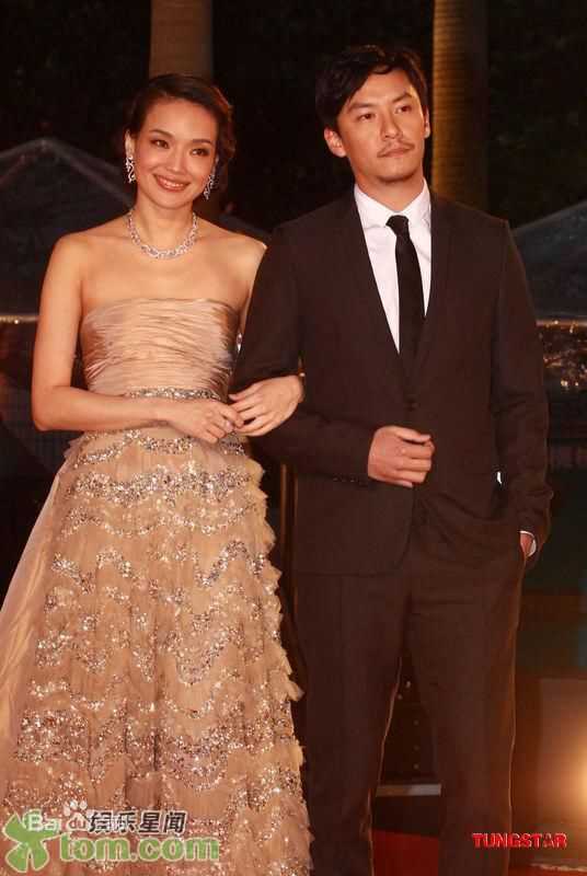 舒淇(Hsu Chi、Shu Qi、Hsu Kei)2010年香港金像奖颁奖典礼性感图片图集