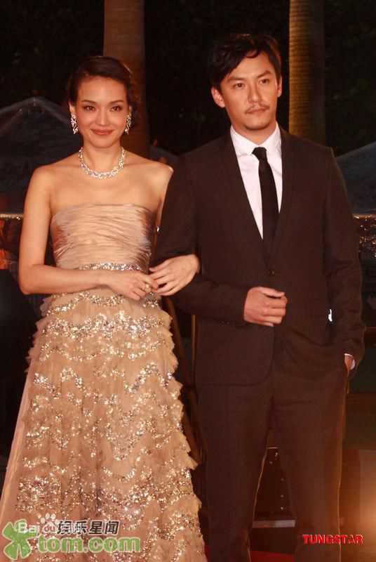 舒淇(Hsu Chi、Shu Qi、Hsu Kei)2010年香港金像奖颁奖典礼性感图片图集