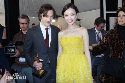 倪妮(NiNi)美国电影独立精神奖红毯素颜照相册