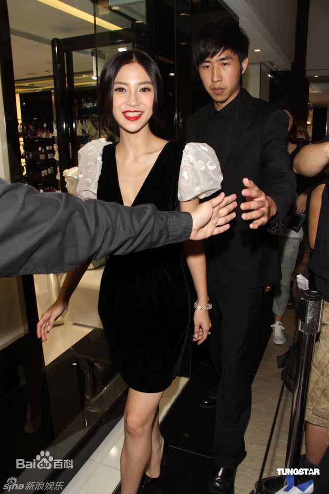 最全杨颖(Angelababy)angelababy精彩图册