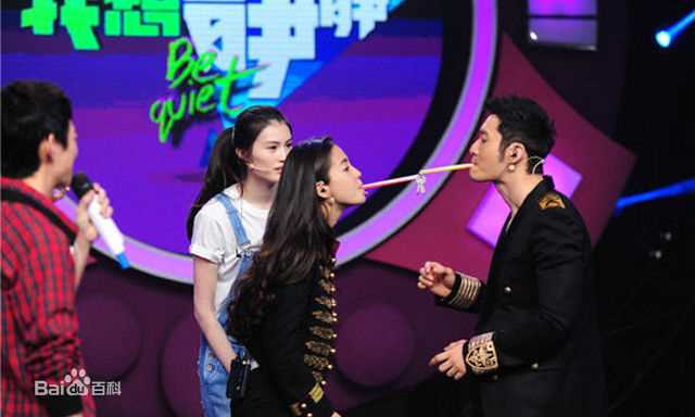 杨颖(Angelababy)做客综艺节目素颜照相册