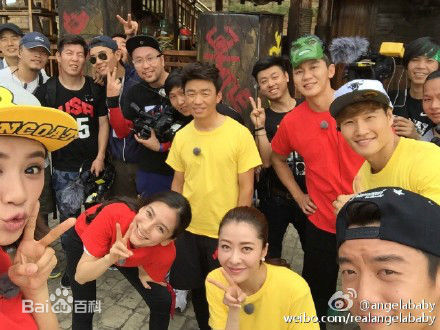 杨颖(Angelababy)做客综艺节目素颜照相册