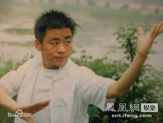 王宝强少林少年习武照素颜照相册