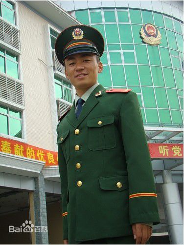 王宝强2007年《烈火男儿》最新剧照