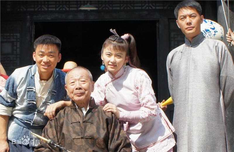王宝强2010年《我的父亲是板凳》剧照
