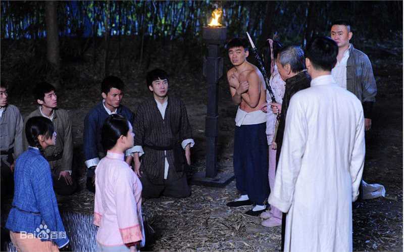 王宝强2010年《我的父亲是板凳》剧照