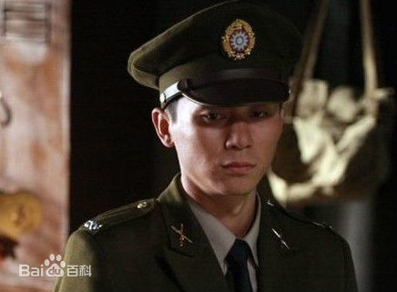 最优质李晨在在电视剧《士兵突击》里饰演吴哲中的相册