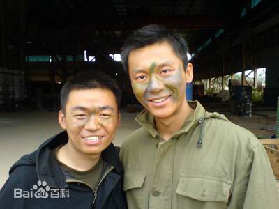 最优质李晨在在电视剧《士兵突击》里饰演吴哲中的相册