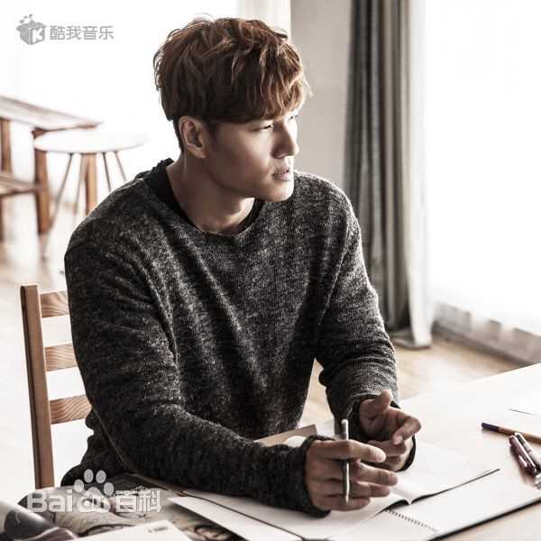 金钟国(（韩），Kim Jong Kook（英）)恨幸福来过素颜照壁纸