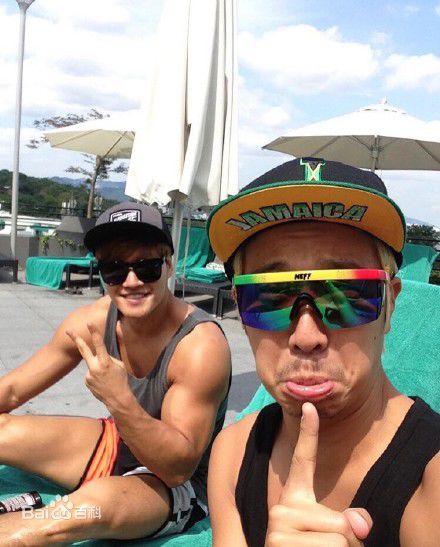 金钟国(（韩），Kim Jong Kook（英）)小伙伴前后照片
