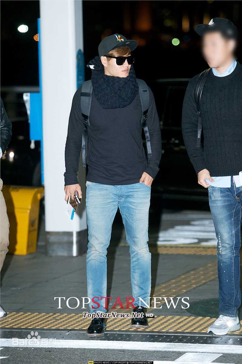 金钟国(（韩），Kim Jong Kook（英）)2013 Mnet ___ __ ___(__ MAMA)' ___ ____ ____ ____ __性感图片图集