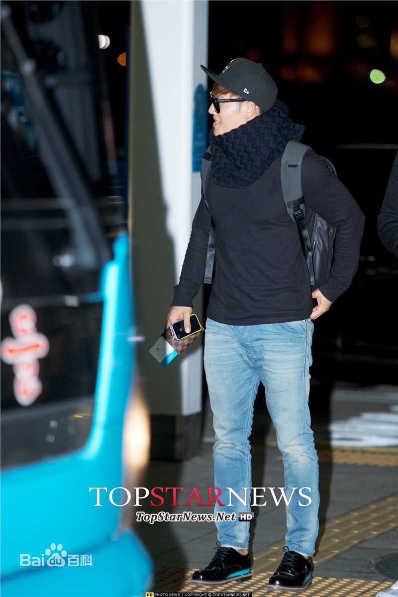 金钟国(（韩），Kim Jong Kook（英）)2013 Mnet ___ __ ___(__ MAMA)' ___ ____ ____ ____ __性感图片图集