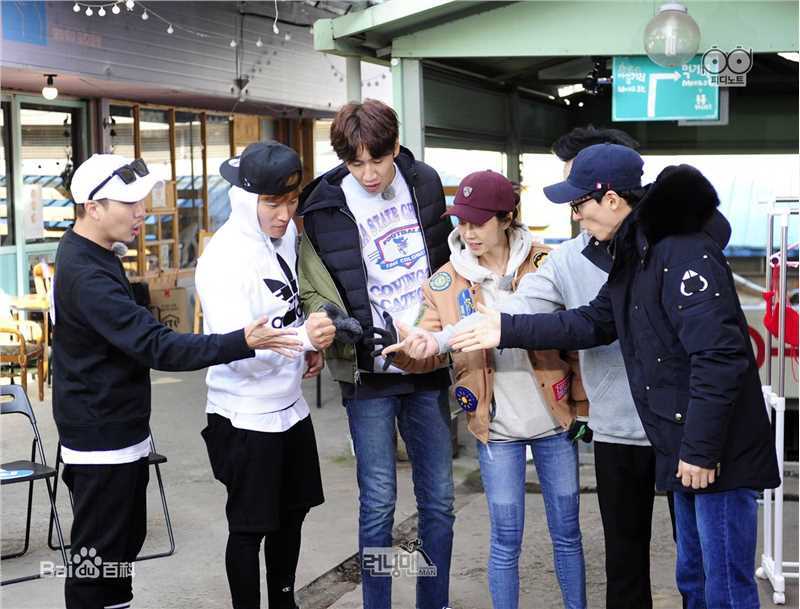 金钟国(（韩），Kim Jong Kook（英）)Running Man（官方图）壁纸壁纸