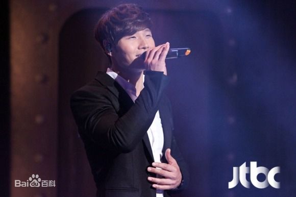金钟国(（韩），Kim Jong Kook（英）)2013.05.11 ____(隐藏的歌手官网)壁纸壁纸