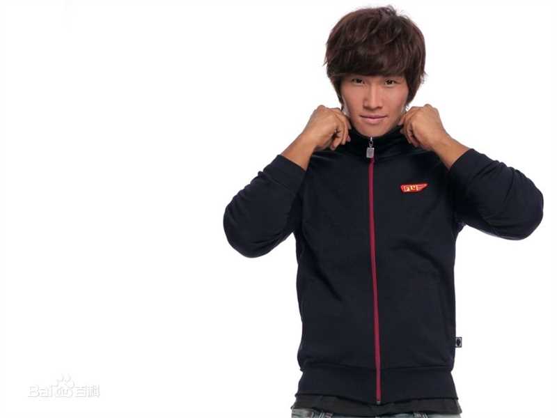 金钟国(（韩），Kim Jong Kook（英）)Googims Company Fly 服装代言（官方照）前后照片