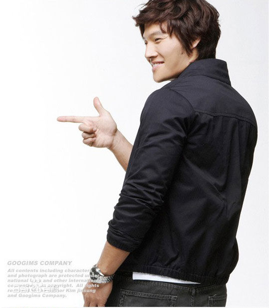 金钟国(（韩），Kim Jong Kook（英）)Googims Company Fly 服装代言（官方照）前后照片