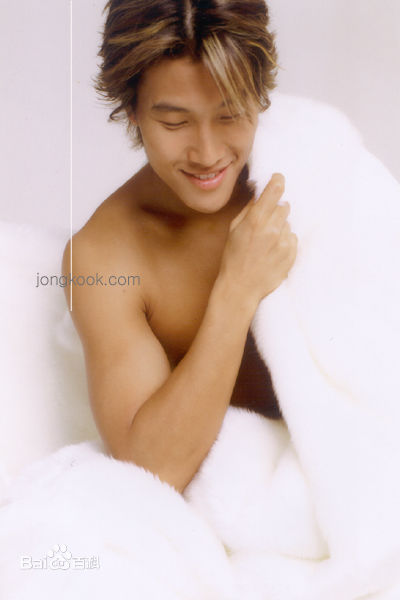 金钟国(（韩），Kim Jong Kook（英）)1辑Renaissance素颜照相册