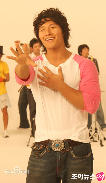 金钟国(（韩），Kim Jong Kook（英）)2005生活照