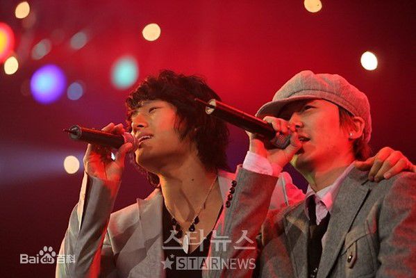 金钟国(（韩），Kim Jong Kook（英）)2005生活照
