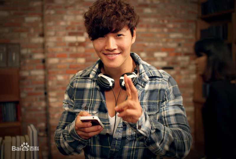 金钟国(（韩），Kim Jong Kook（英）)7辑Journey Home（官方图）生活照相册