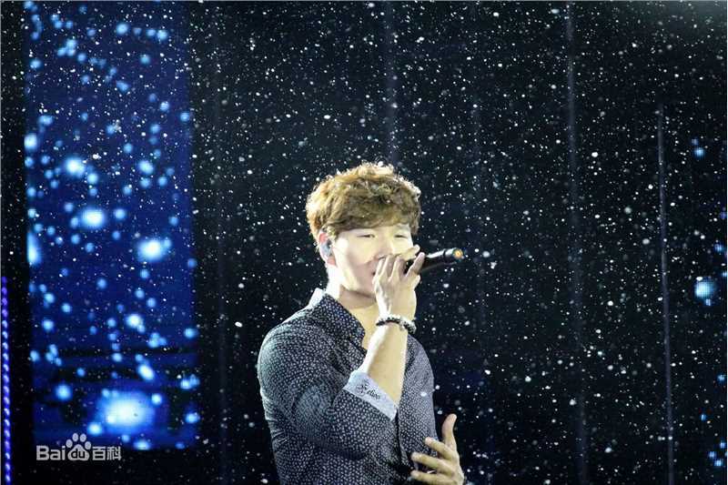 金钟国(（韩），Kim Jong Kook（英）)2015.7.11 YY 玩唱会生活照相册
