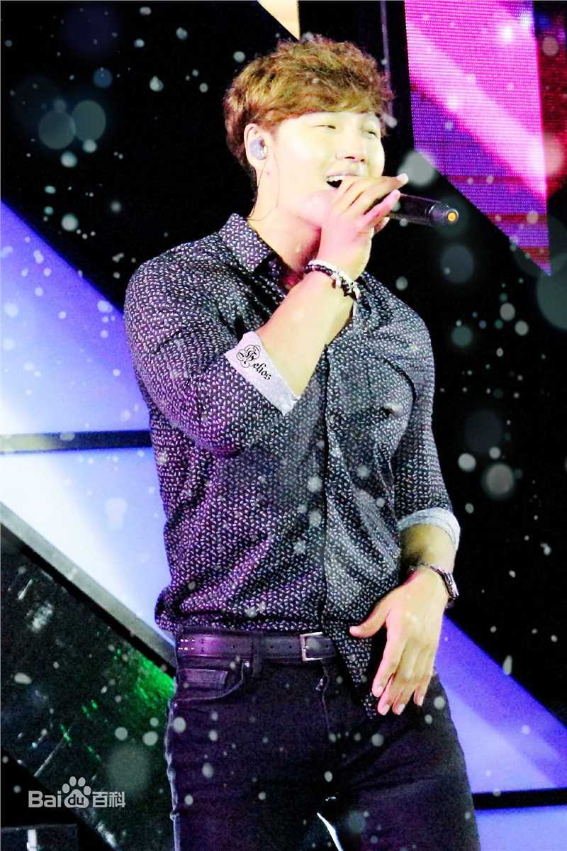金钟国(（韩），Kim Jong Kook（英）)2015.7.11 YY 玩唱会生活照相册