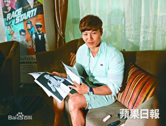 金钟国(（韩），Kim Jong Kook（英）)2013性感图片壁纸