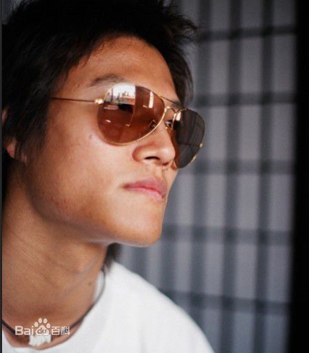 金钟国(（韩），Kim Jong Kook（英）)2辑Evolution生活照相册