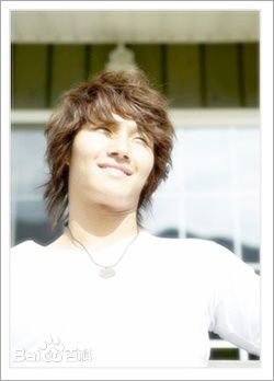 金钟国(（韩），Kim Jong Kook（英）)3辑This is me图片图册