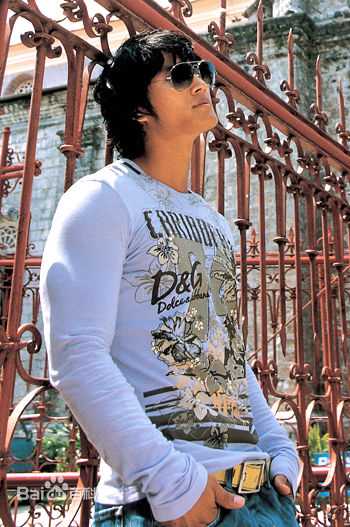 金钟国(（韩），Kim Jong Kook（英）)3辑This is me图片图册