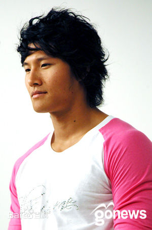 金钟国(（韩），Kim Jong Kook（英）)3辑This is me图片图册