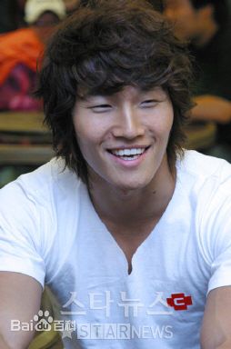 金钟国(（韩），Kim Jong Kook（英）)3辑This is me图片图册