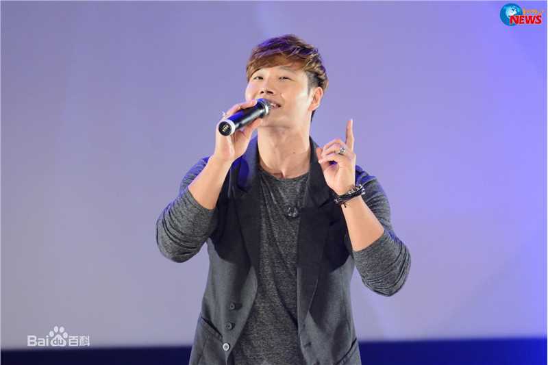 金钟国(（韩），Kim Jong Kook（英）)2014.01.25 2014爱的力量公益音乐会（cr.WOW NEWS）生活照相册