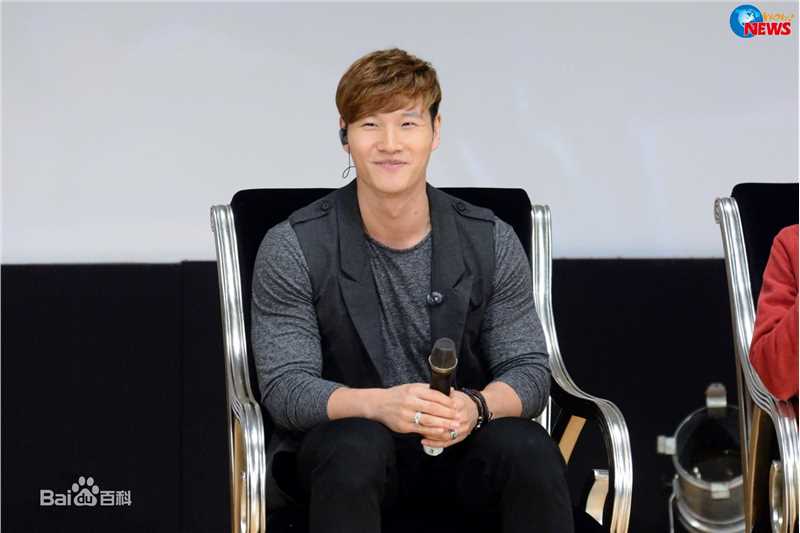金钟国(（韩），Kim Jong Kook（英）)2014.01.25 2014爱的力量公益音乐会（cr.WOW NEWS）生活照相册
