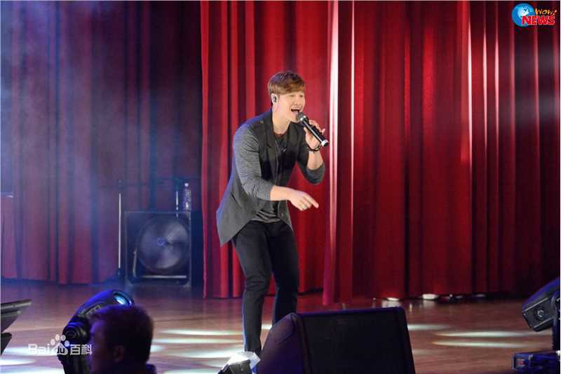 金钟国(（韩），Kim Jong Kook（英）)2014.01.25 2014爱的力量公益音乐会（cr.WOW NEWS）生活照相册