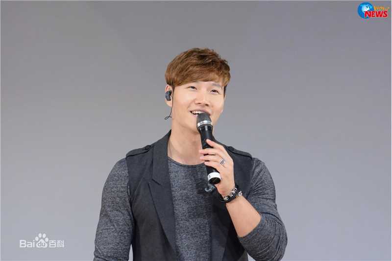 金钟国(（韩），Kim Jong Kook（英）)2014.01.25 2014爱的力量公益音乐会（cr.WOW NEWS）生活照相册