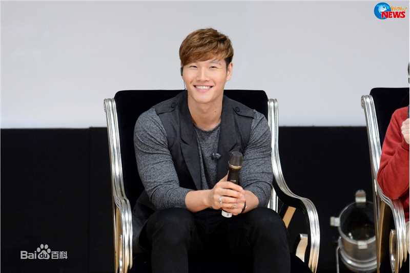 金钟国(（韩），Kim Jong Kook（英）)2014.01.25 2014爱的力量公益音乐会（cr.WOW NEWS）生活照相册