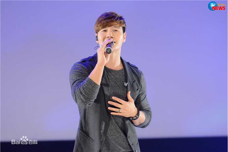 金钟国(（韩），Kim Jong Kook（英）)2014.01.25 2014爱的力量公益音乐会（cr.WOW NEWS）生活照相册