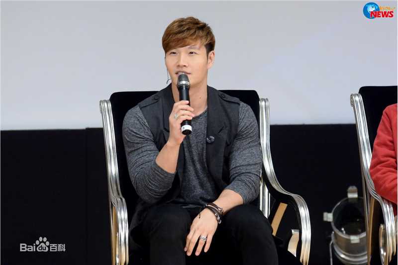金钟国(（韩），Kim Jong Kook（英）)2014.01.25 2014爱的力量公益音乐会（cr.WOW NEWS）生活照相册