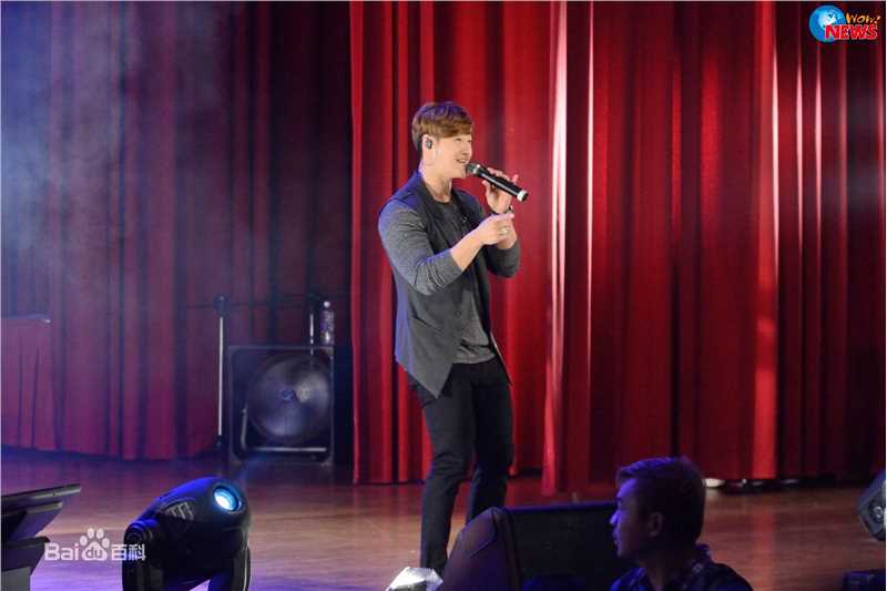 金钟国(（韩），Kim Jong Kook（英）)2014.01.25 2014爱的力量公益音乐会（cr.WOW NEWS）生活照相册