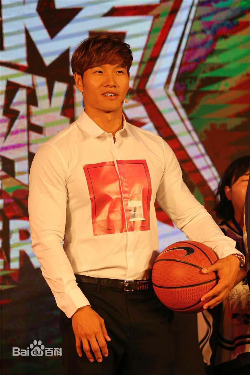 金钟国(（韩），Kim Jong Kook（英）)东方卫视星球者联盟（官方图）生活照