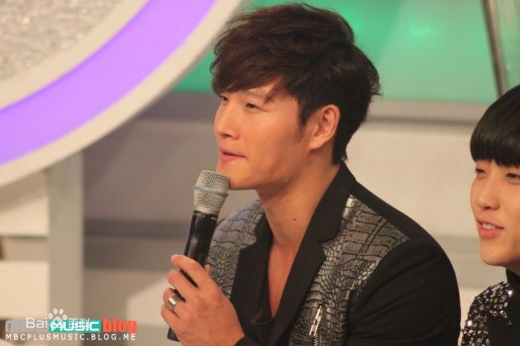 金钟国(（韩），Kim Jong Kook（英）)MBC SHOW CHAMPION 官方照素颜照相册