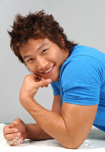 金钟国(（韩），Kim Jong Kook（英）)2004壁纸壁纸
