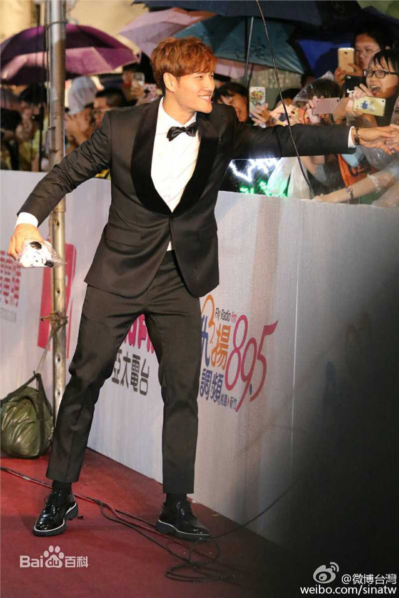 金钟国(（韩），Kim Jong Kook（英）)2016.10.08 台湾电视金钟奖图片图集
