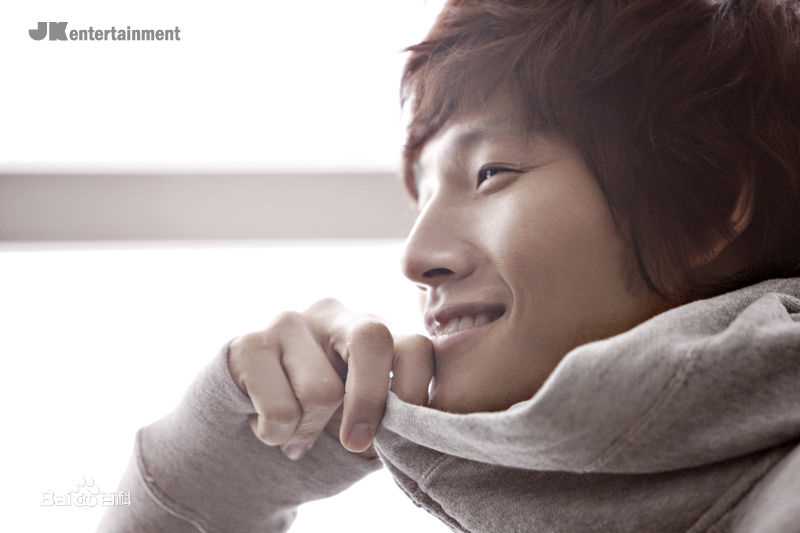 金钟国(（韩），Kim Jong Kook（英）)6辑Eleventh Story（官方图）壁纸壁纸