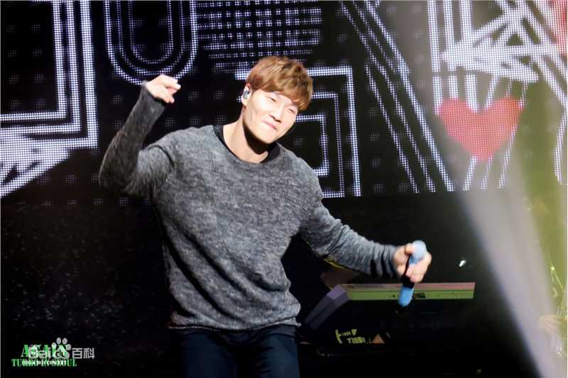金钟国(（韩），Kim Jong Kook（英）)2015.3.5-3.6 turbo in seoul壁纸壁纸